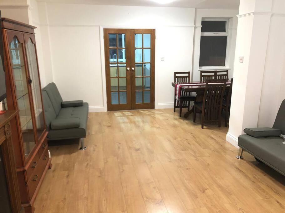 Holiday home Golden Uxbridge