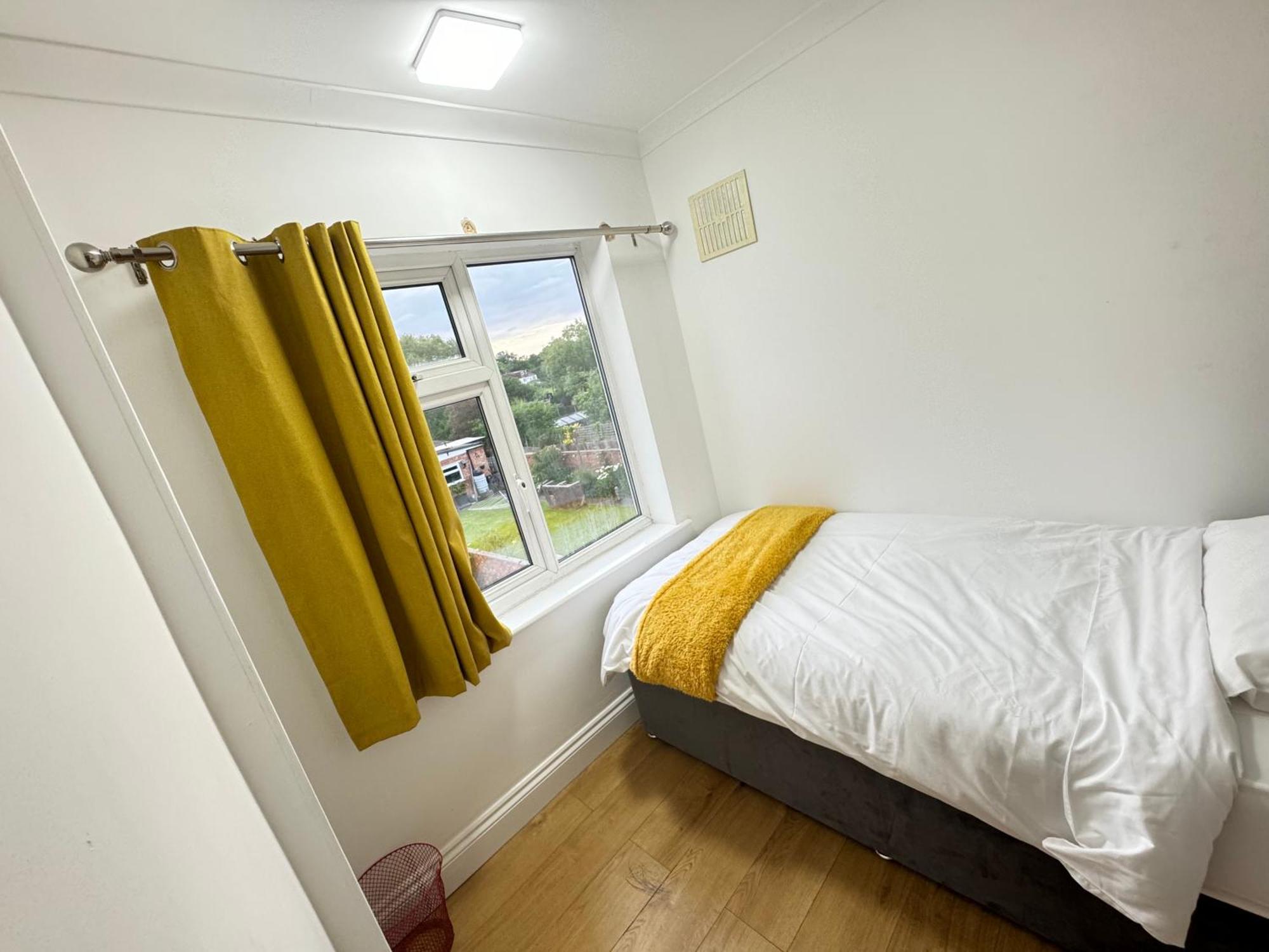 Holiday home Golden